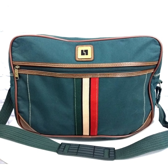 Leisure Handbags - Vintage Leisure Luggage Carry On Weekend Bag